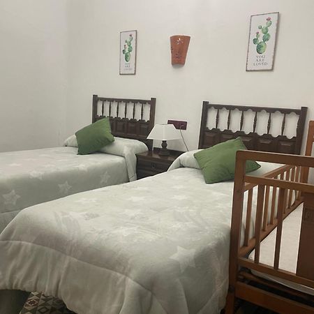 La Magnolia Hotel La Puerta de Segura Ngoại thất bức ảnh