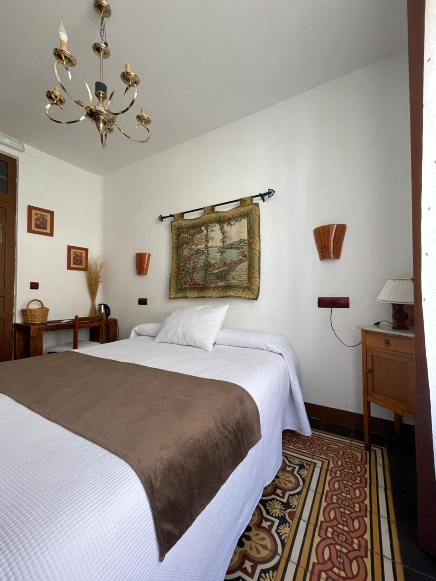 La Magnolia Hotel La Puerta de Segura Ngoại thất bức ảnh