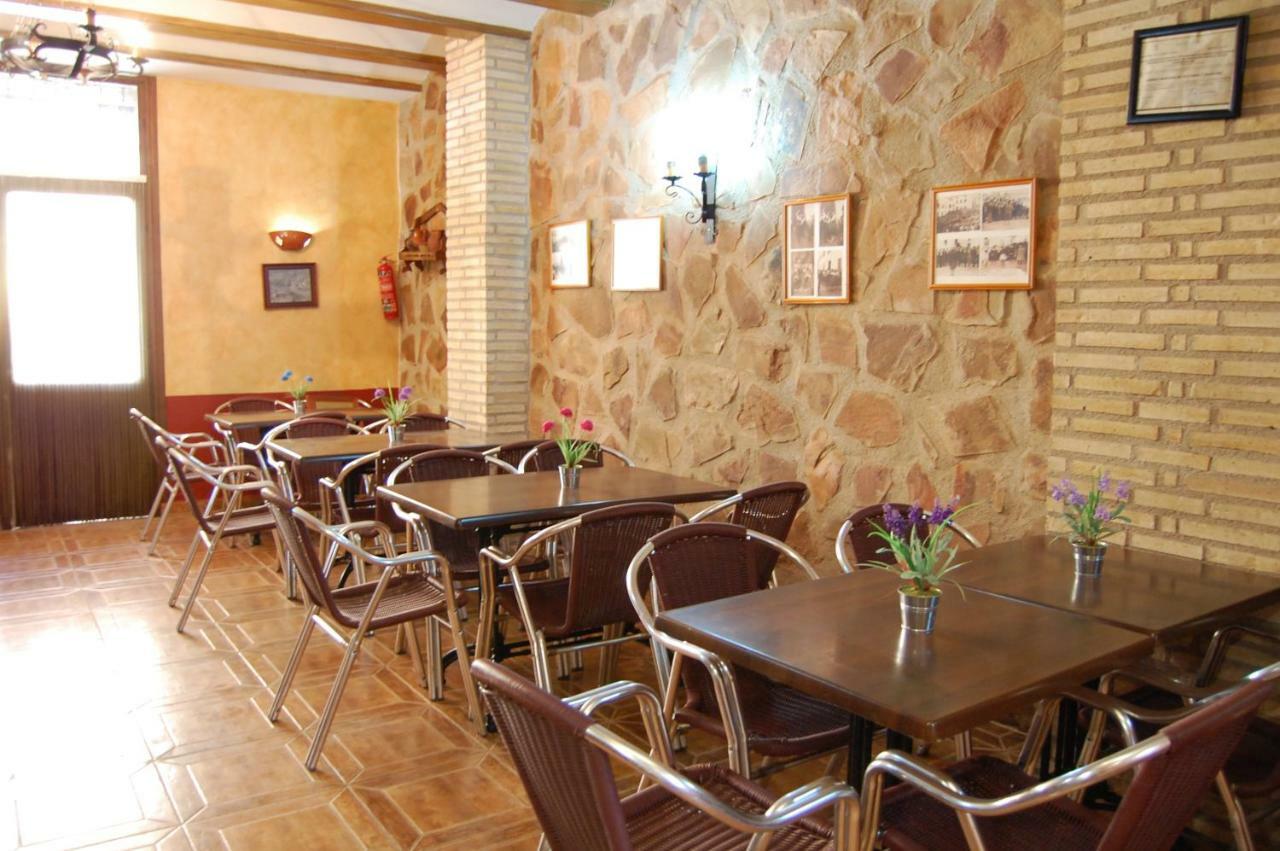 La Magnolia Hotel La Puerta de Segura Ngoại thất bức ảnh