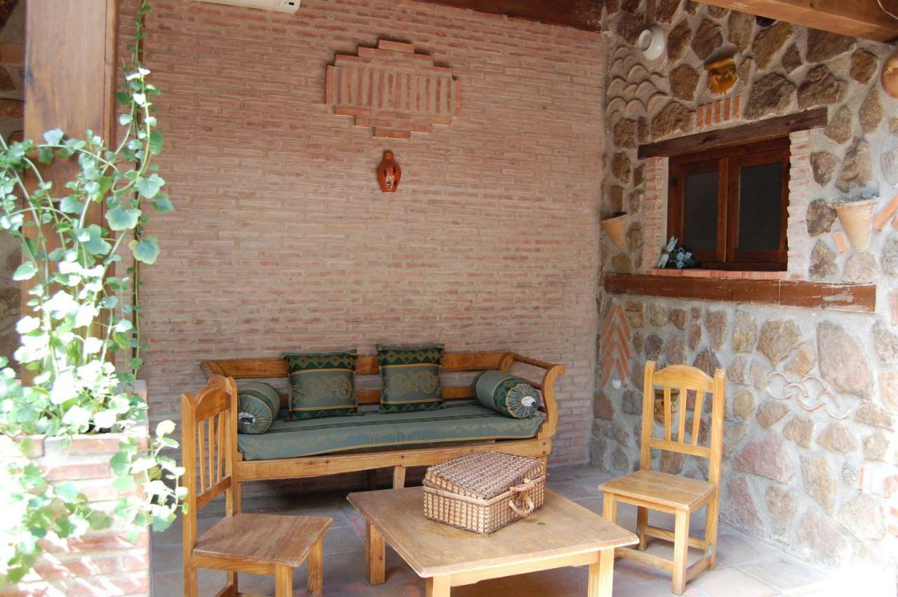 La Magnolia Hotel La Puerta de Segura Ngoại thất bức ảnh